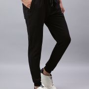 04. FLEECE JOGGERS