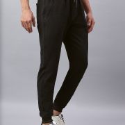 04. FLEECE JOGGERS