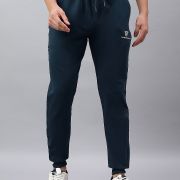 04. FLEECE JOGGERS