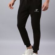 04. FLEECE JOGGERS