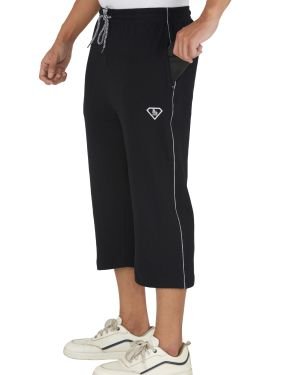 HOSIERY CAPRI PANTS